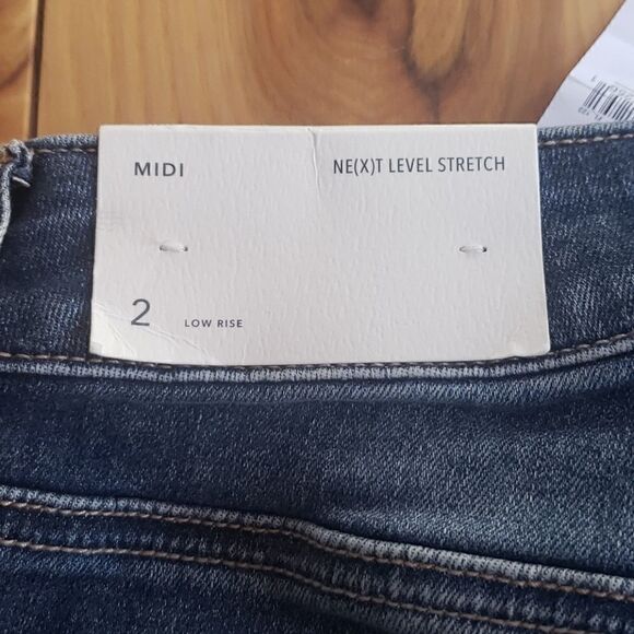 AEO NE(X)T LEVEL STRETCH DISTRESSED JEAN SHORTS - Picture 7 of 7